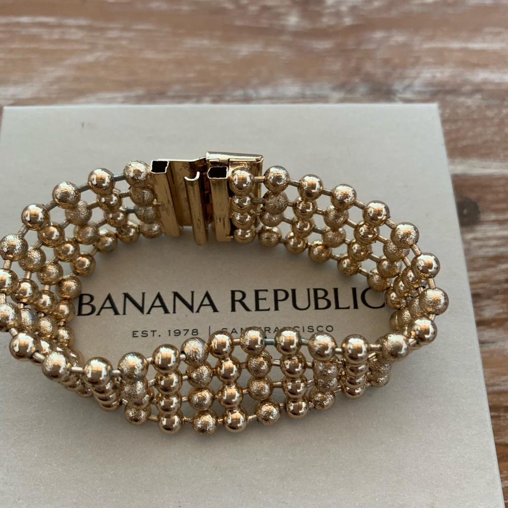 Banana Republic Gold Beaded Bracelet